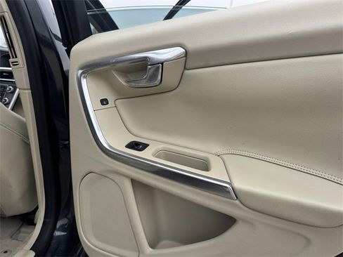Used 2015 Volvo S60 T5 Premier image 12
