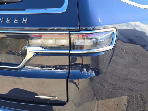 Certified 2024 Jeep Grand Wagoneer L Series III image 13