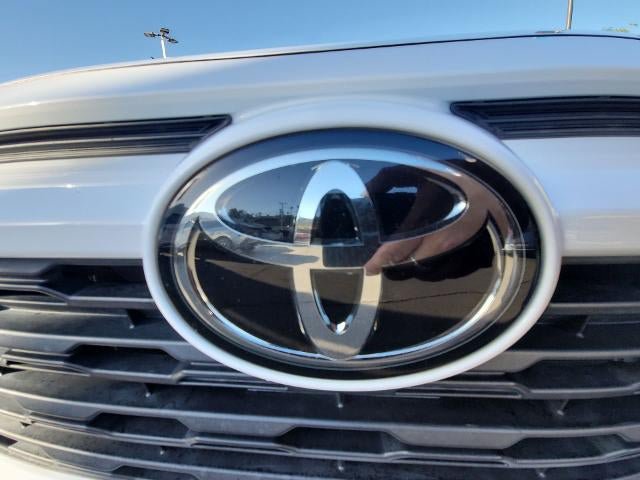 Used 2019 Toyota RAV4 XLE Premium w/ Carpet Mat Package FWD image 30