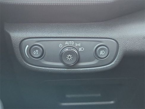 Used 2023 Chevrolet TrailBlazer ACTIV w/ Convenience Package image 17