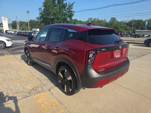Certified 2025 Nissan Kicks SR AWD/4WD image 7