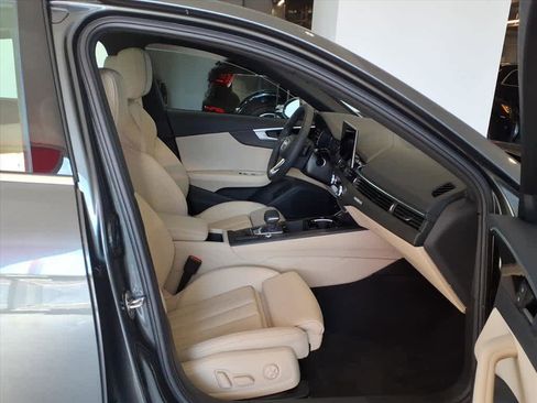 Used 2024 Audi A4 2.0T Premium w/ Convenience Package image 22