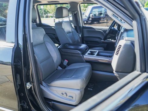 Used 2017 GMC Sierra 3500 SLT w/ Duramax Plus Package image 11