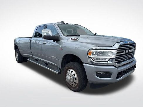 Used 2023 RAM 3500 Laramie AWD/4WD image 2