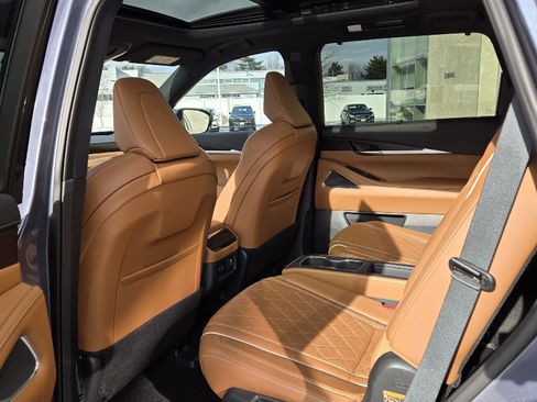 Used 2025 INFINITI QX60 Autograph w/ Cargo Package image 22