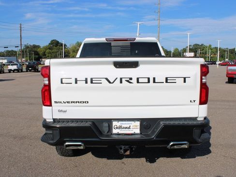 Used 2021 Chevrolet Silverado 1500 LT Trail Boss w/ Convenience Package II AWD/4WD image 18