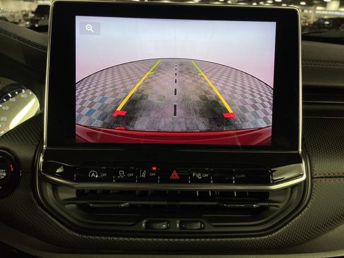 Used 2024 Jeep Compass Trailhawk image 23