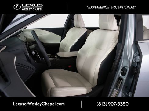 Used 2024 Lexus RX 350 FWD w/ Convenience Package image 13