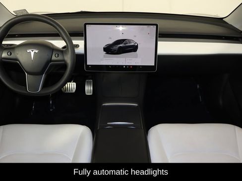 Used 2023 Tesla Model 3 Performance image 11