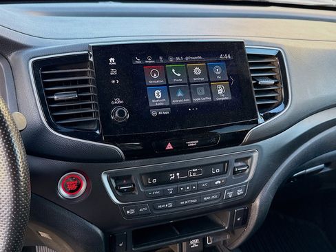 Used 2022 Honda Pilot TrailSport image 10