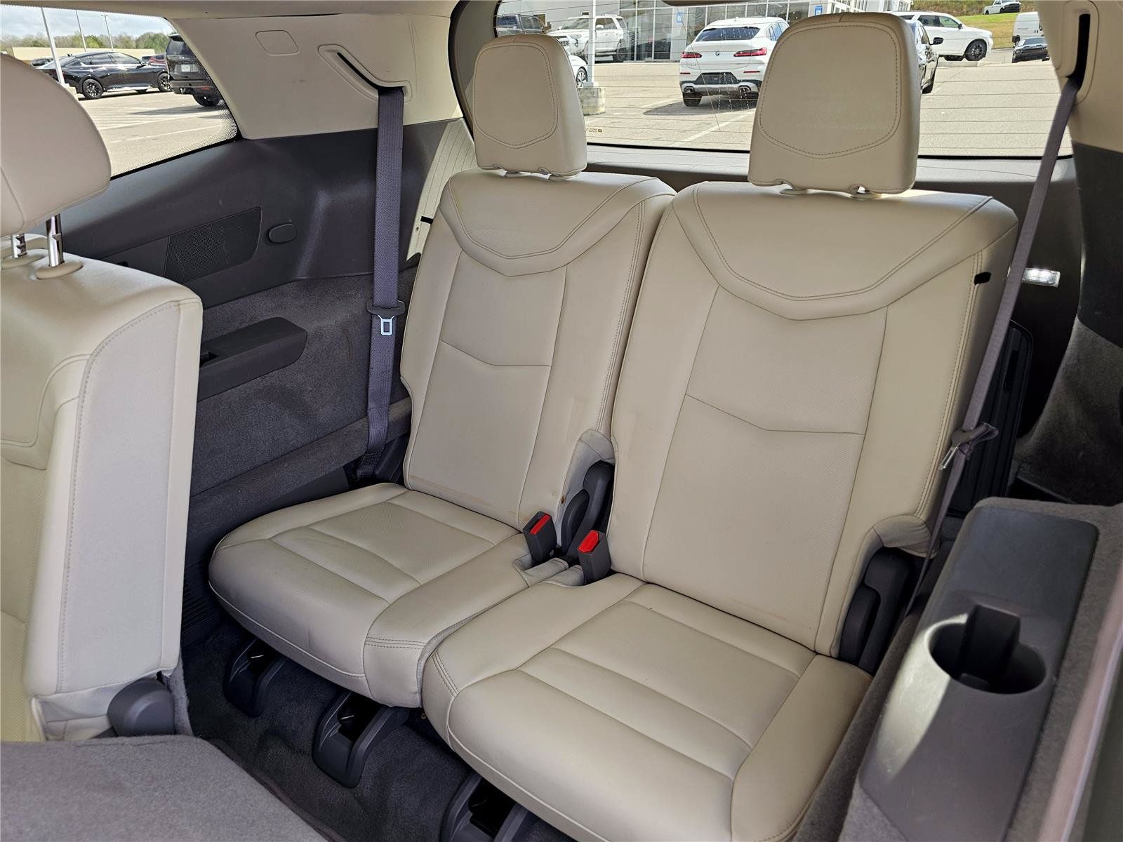 Used 2022 Cadillac XT6 Premium Luxury w/ Technology Package FWD image 33
