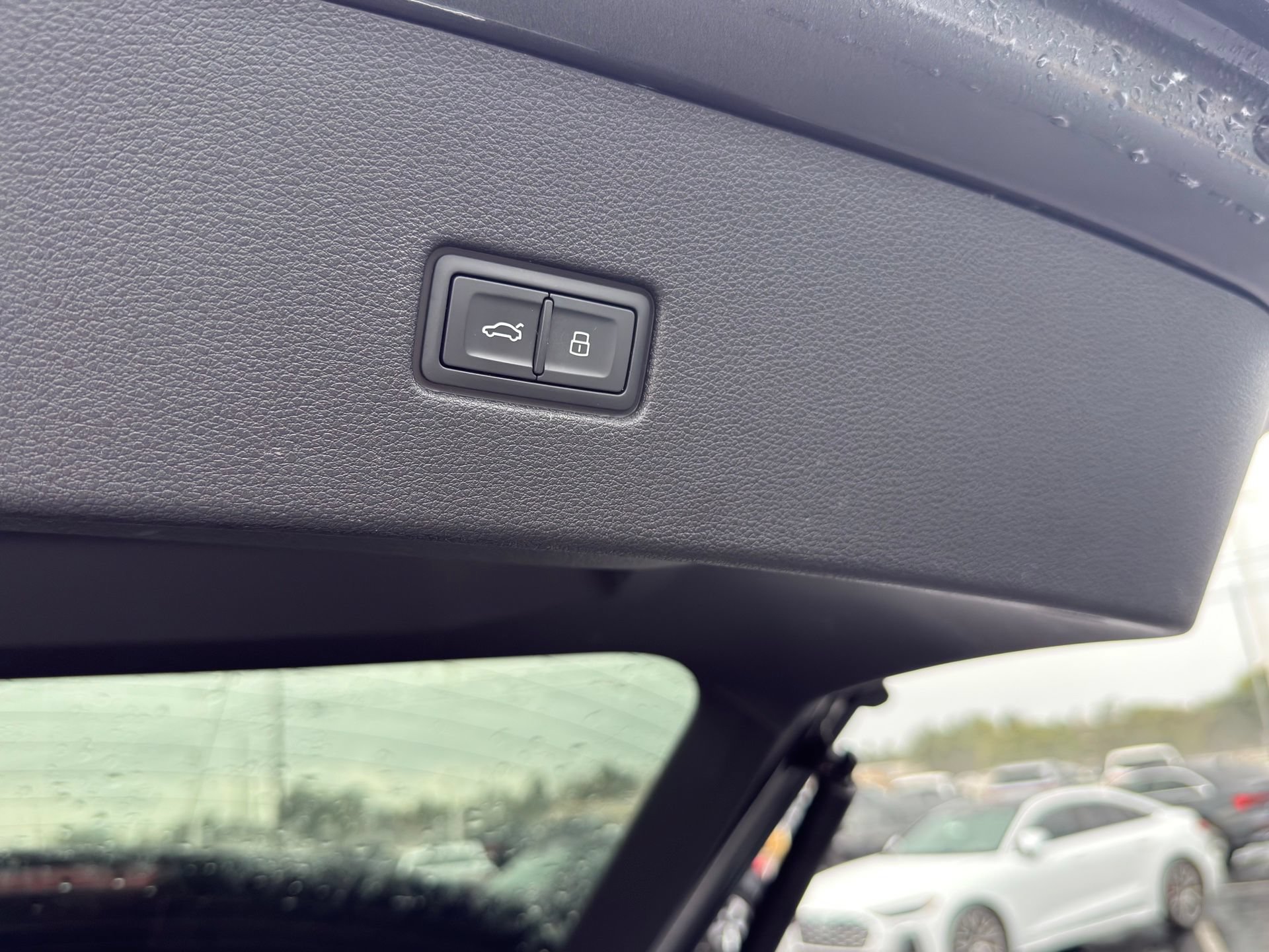 Used 2023 Audi SQ5 Premium Plus w/ Premium Plus Package AWD/4WD image 11