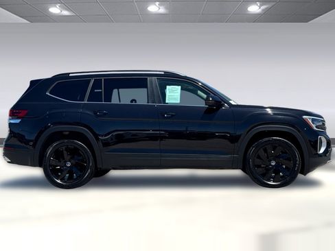 Used 2026 Volkswagen Atlas SE AWD/4WD image 8