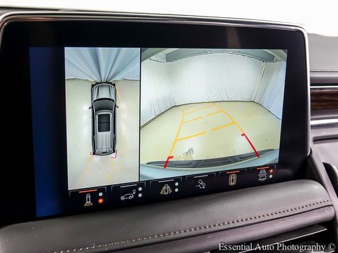 Certified 2024 Chevrolet Tahoe High Country w/ Advanced Technology Package image 17