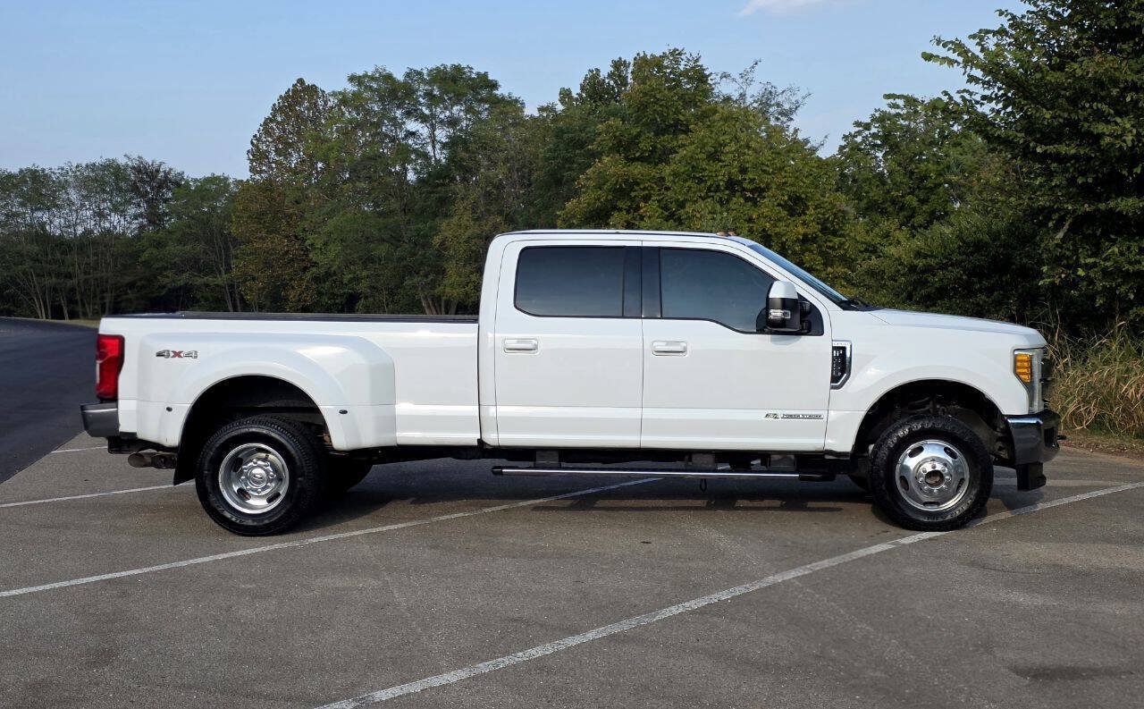 Used 2017 Ford F350 Lariat AWD/4WD image 26