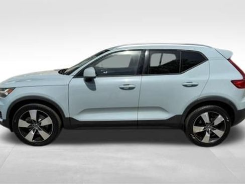 Used 2019 Volvo XC40 T5 Momentum AWD/4WD image 10