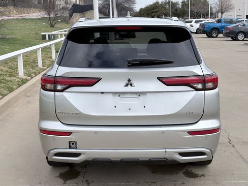Used 2023 Mitsubishi Outlander SEL image 5