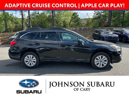 Used 2019 Subaru Outback 2.5i Premium AWD/4WD image 3