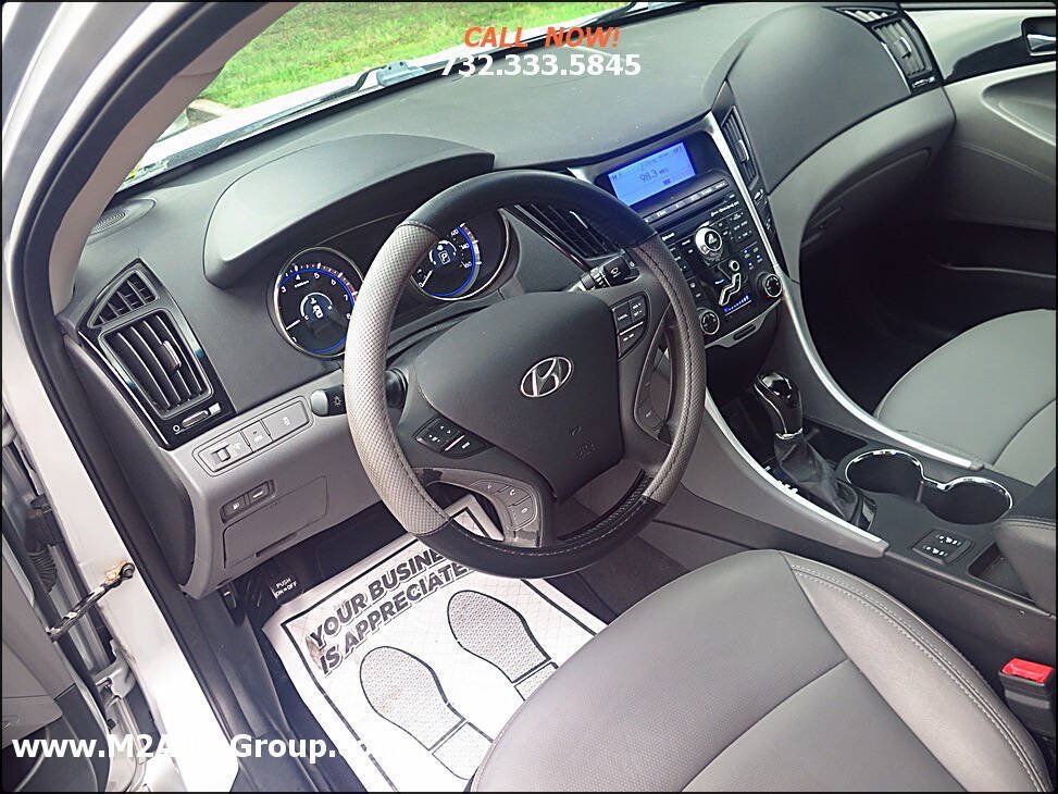 Used 2011 Hyundai Sonata Limited FWD image 8