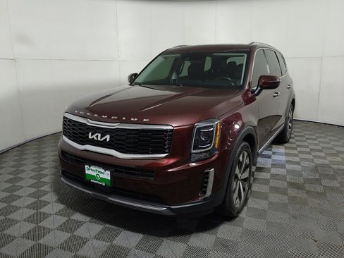 Used 2022 Kia Telluride S FWD image 15