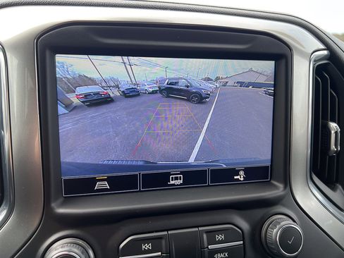 Used 2022 Chevrolet Silverado 1500 LTZ w/ LTZ Premium Package image 23