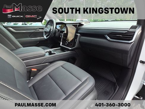 Used 2025 GMC Acadia Elevation w/ Elevation Premium Package AWD/4WD image 34