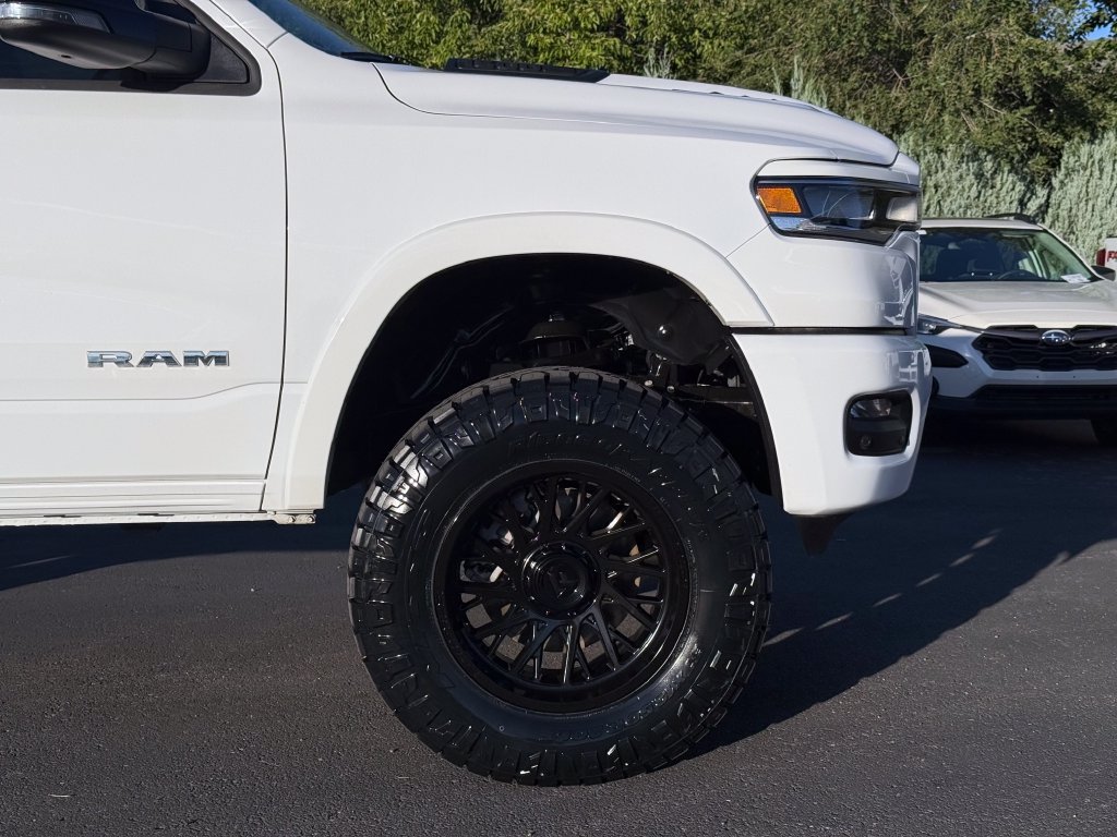 Used 2025 RAM 1500 Laramie w/ Sport Appearance Package AWD/4WD image 6