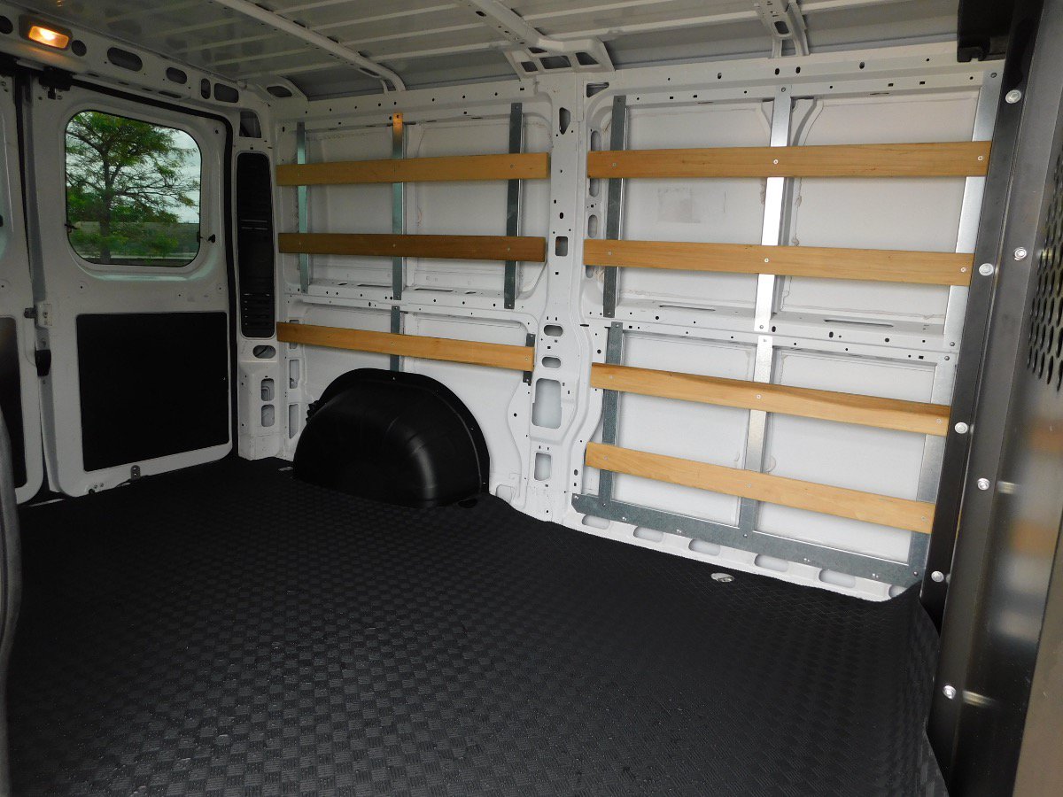 Used 2025 RAM ProMaster 2500 w/ U-Haul Equipment Group FWD image 26