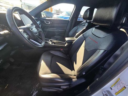 Used 2023 Jeep Compass Trailhawk image 23