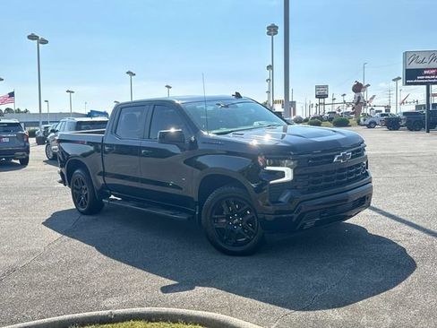 Used 2024 Chevrolet Silverado 1500 RST w/ Dark Appearance Package AWD/4WD image 2