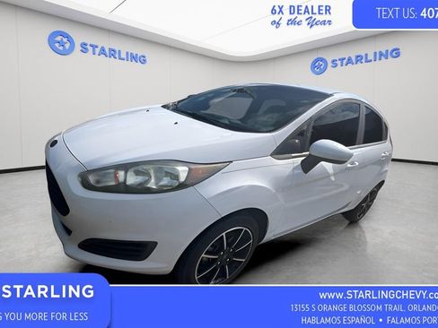 Used 2019 Ford Fiesta SE FWD image 1