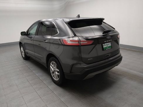 Used 2023 Ford Edge SEL image 5