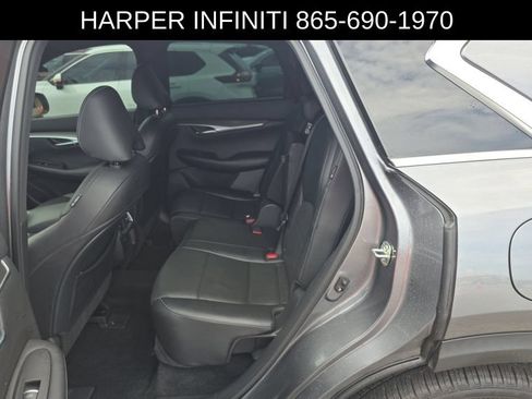 Used 2022 INFINITI QX50 Luxe w/ Appearance Package FWD image 8