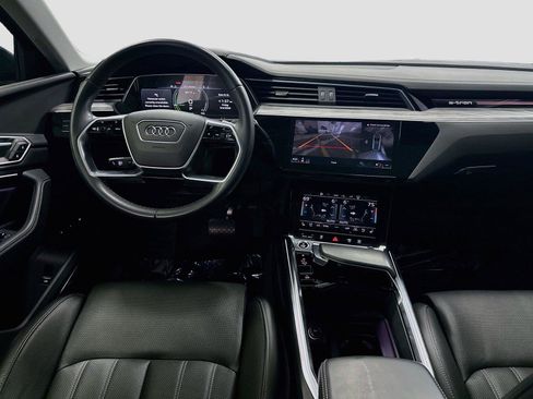 Certified 2024 Audi Q8 e-tron Premium w/ Prestige Package AWD/4WD image 23