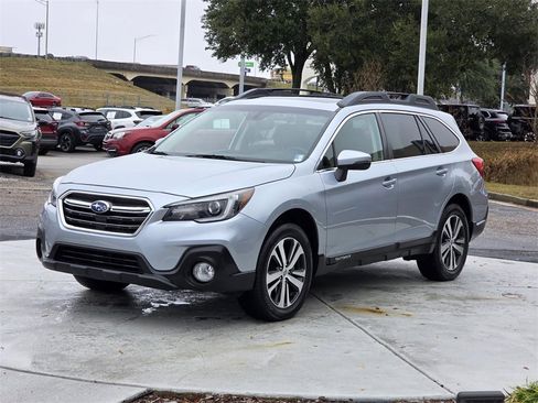Used 2019 Subaru Outback 2.5i Limited image 7