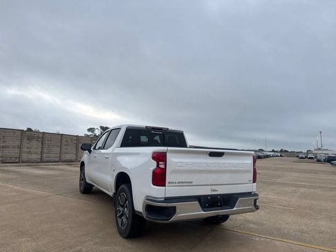 Used 2025 Chevrolet Silverado 1500 LT w/ Safety Package RWD image 18