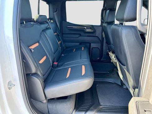 Used 2022 GMC Sierra 1500 AT4 w/ AT4 Preferred Package image 30