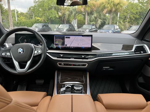 Used 2024 BMW X5 xDrive40i w/ Premium Package AWD/4WD image 29