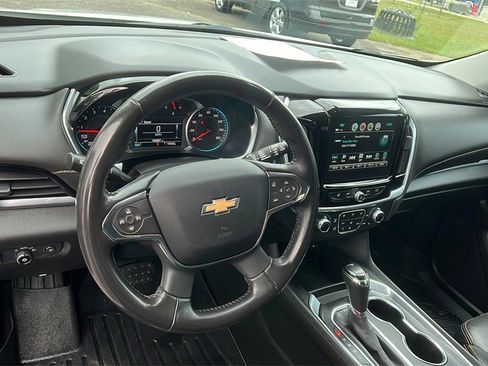 Used 2019 Chevrolet Traverse LT image 25