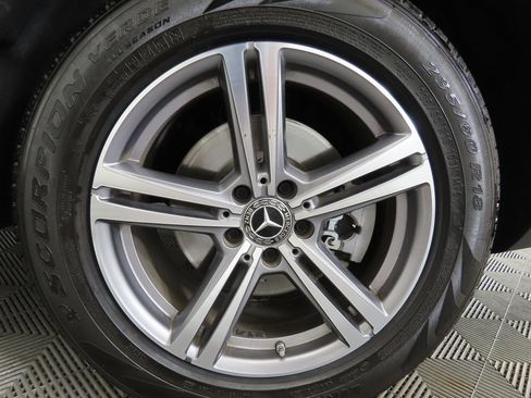 Certified 2021 Mercedes-Benz GLC 300 image 31