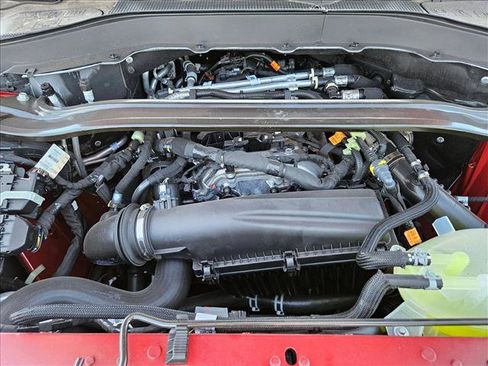 New 2025 Ford Explorer ST-Line image 17