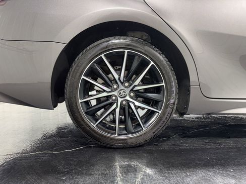 Used 2023 Toyota Camry SE FWD image 8