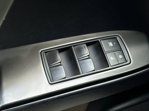 Used 2023 Lexus GX 460 Premium w/ Premium Package image 13