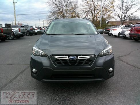 Used 2022 Subaru Crosstrek 2.0i Premium w/ Moonroof Package image 6