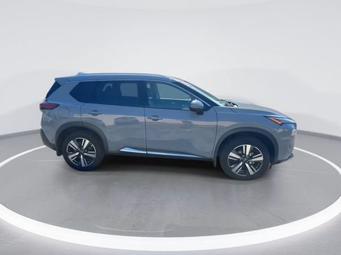 Used 2023 Nissan Rogue SL w/ SL Premium Package FWD image 8