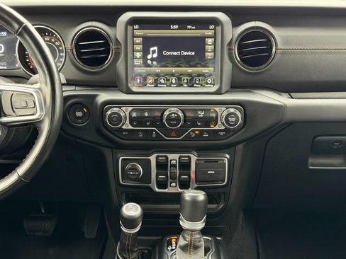 Used 2021 Jeep Gladiator Overland AWD/4WD image 22