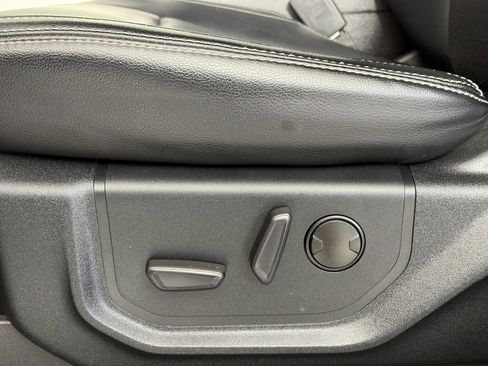 Certified 2020 Ford F350 Lariat w/ Lariat Ultimate Package image 27