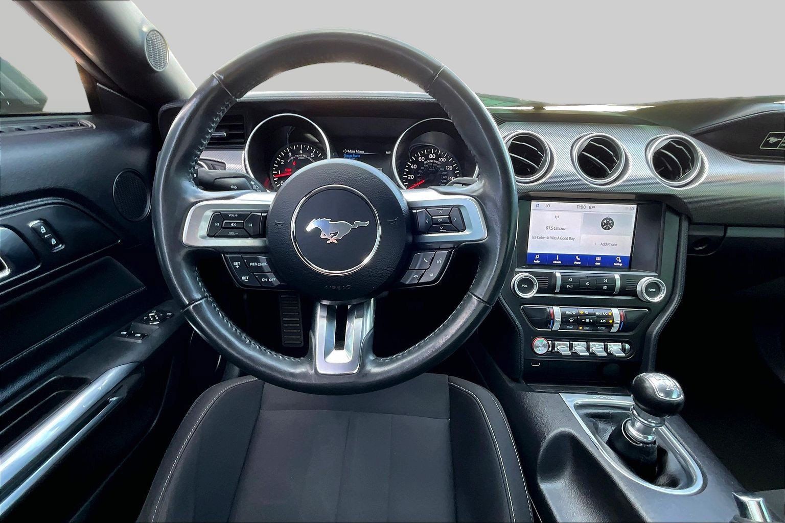 Used 2020 Ford Mustang GT w/ Equipment Group 301A RWD image 5