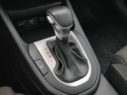 Used 2024 Kia Forte LXS FWD image 19
