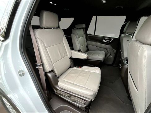 Used 2024 Chevrolet Tahoe LT AWD/4WD image 25